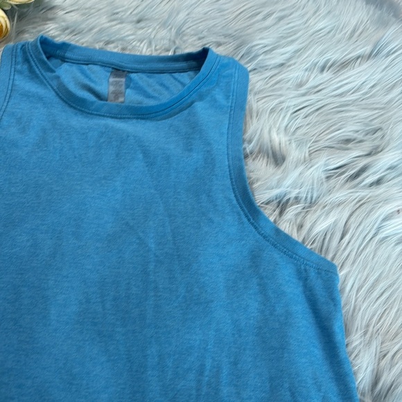 Beyond Yoga Spacedye Blue Featherweight Tank sz XS - Picture 4 of 9